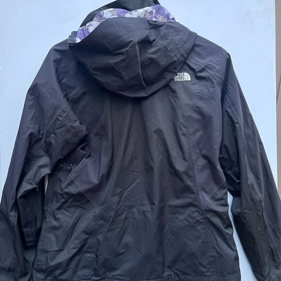 The North Face Triclimate Womens Medium Full  Zip Hooded Jacket - Picture 8 of 8